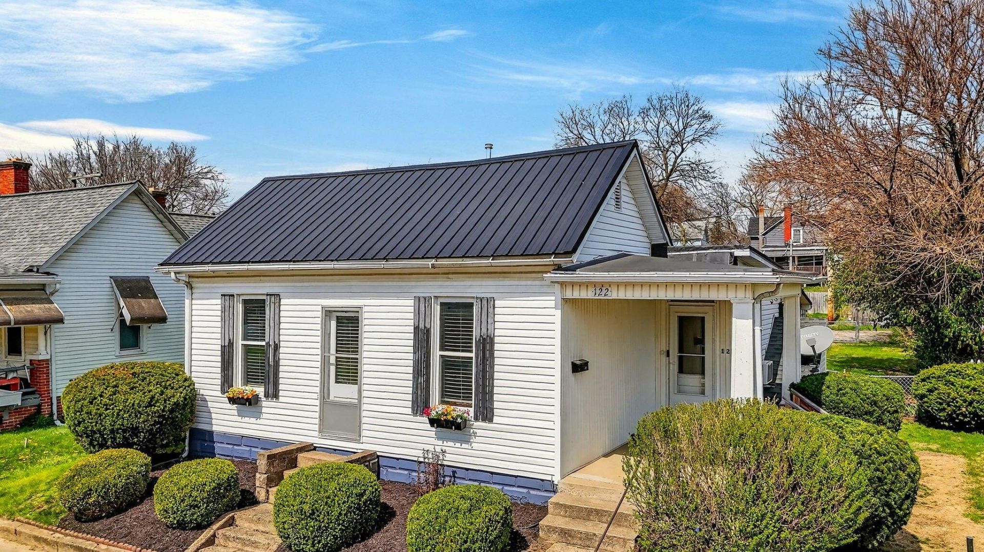 122 Pleasant Street , Circleville, OH 43113 Main Photo