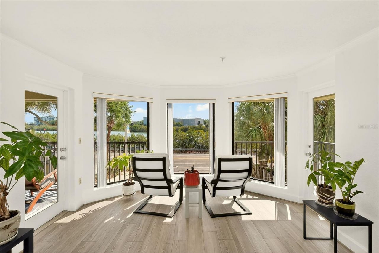 74 Gulf Boulevard, Unit 1B, Indian Rocks Beach, FL 33785 Photo