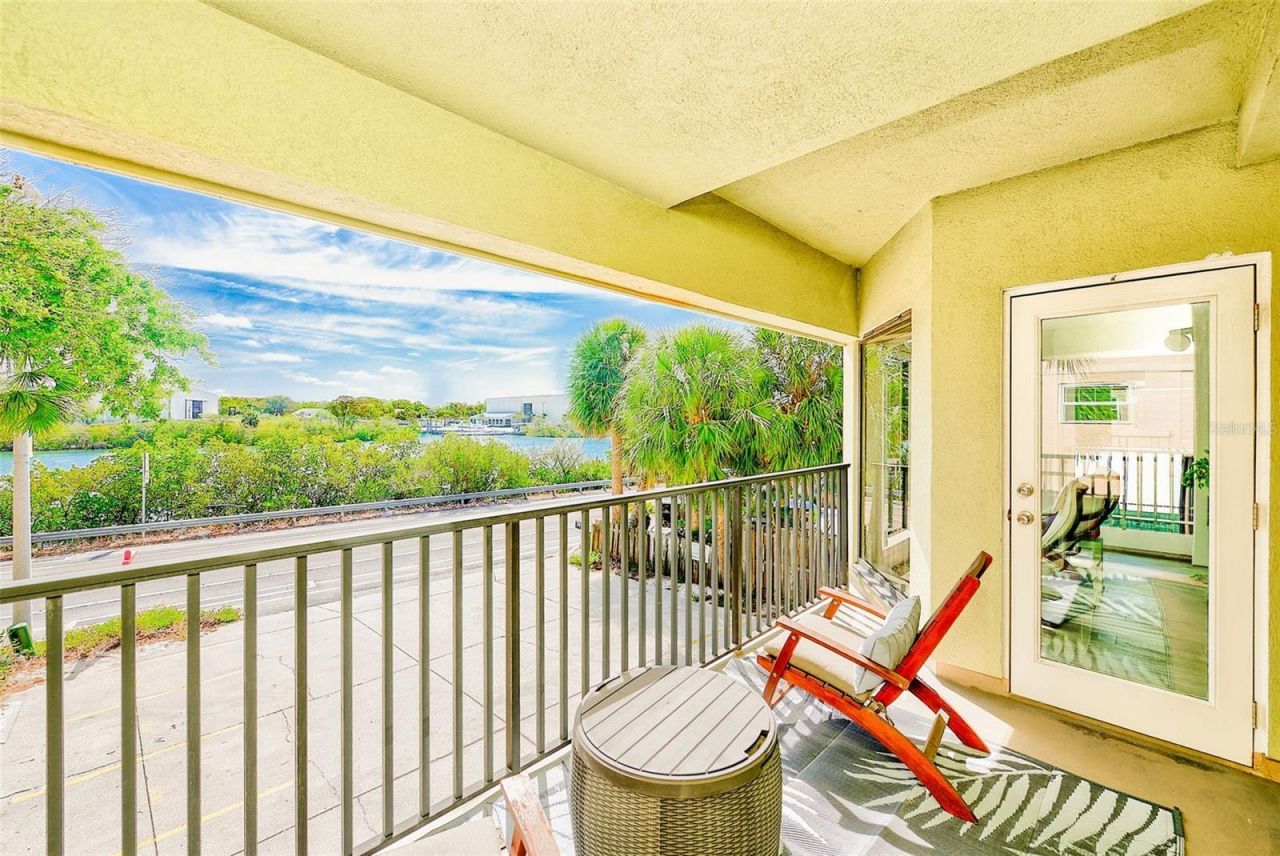 74 Gulf Boulevard, Unit 1B, Indian Rocks Beach, FL 33785 Photo