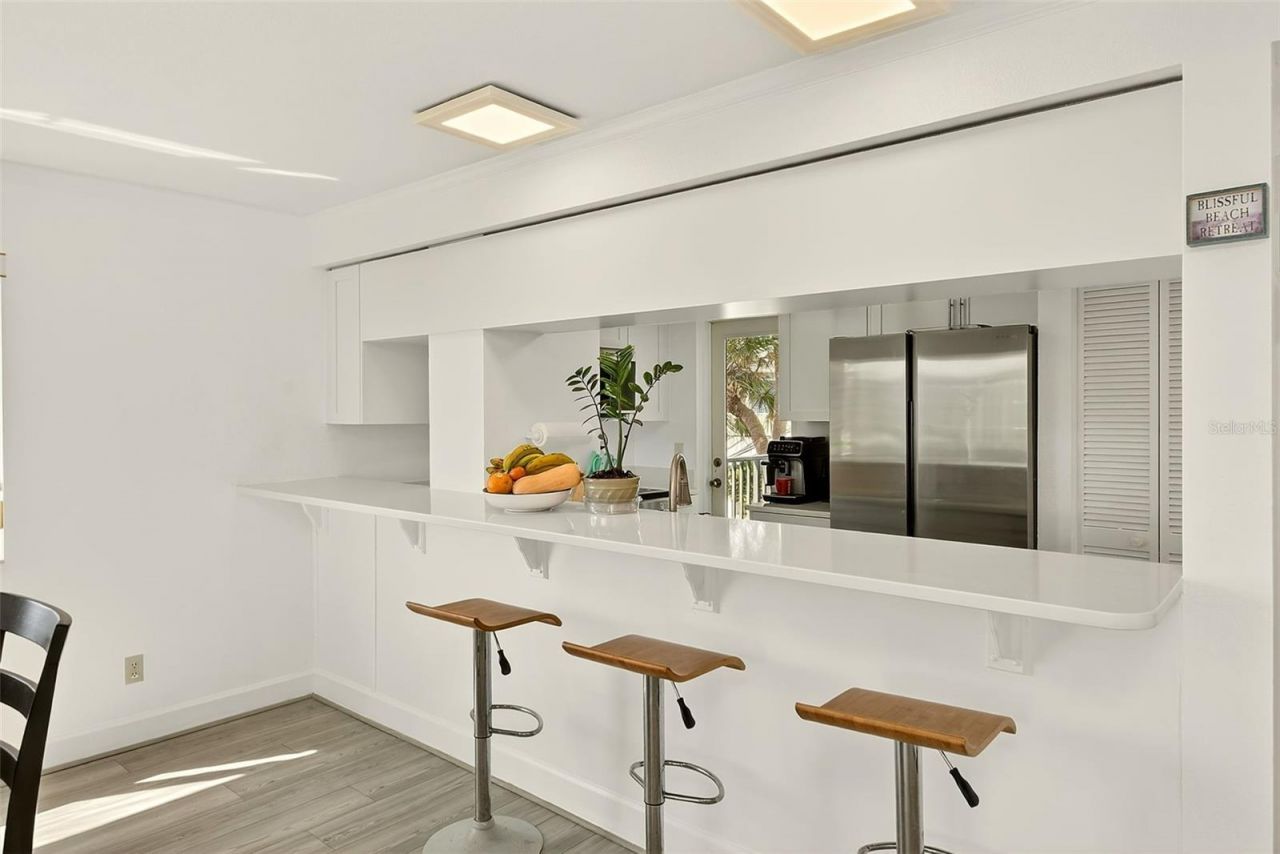 74 Gulf Boulevard, Unit 1B, Indian Rocks Beach, FL 33785 Photo