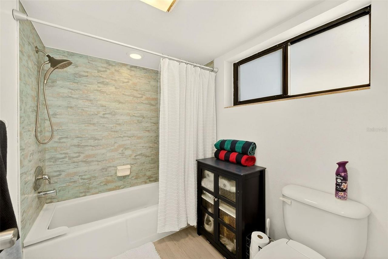 74 Gulf Boulevard, Unit 1B, Indian Rocks Beach, FL 33785 Photo