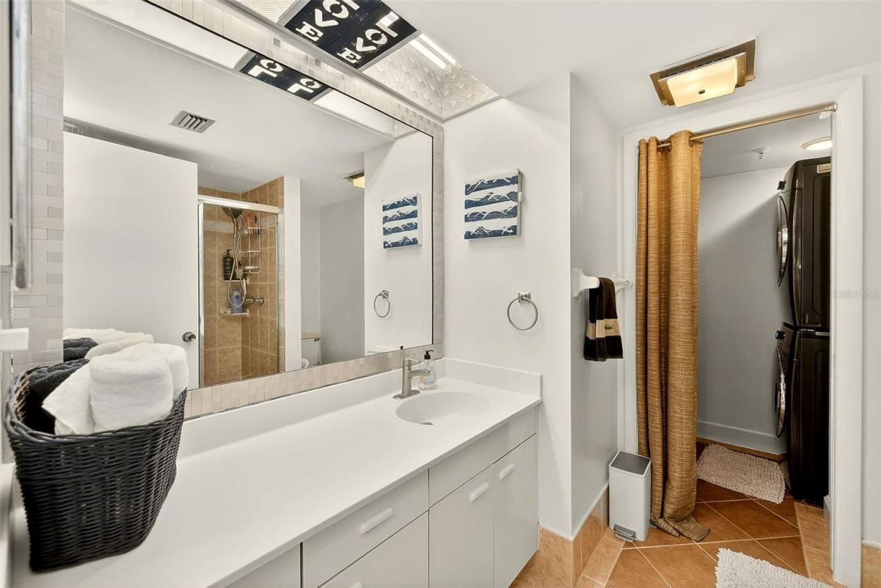 74 Gulf Boulevard, Unit 1B, Indian Rocks Beach, FL 33785 Photo