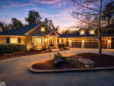 4833 Propes Drive, Oakwood, GA 30566