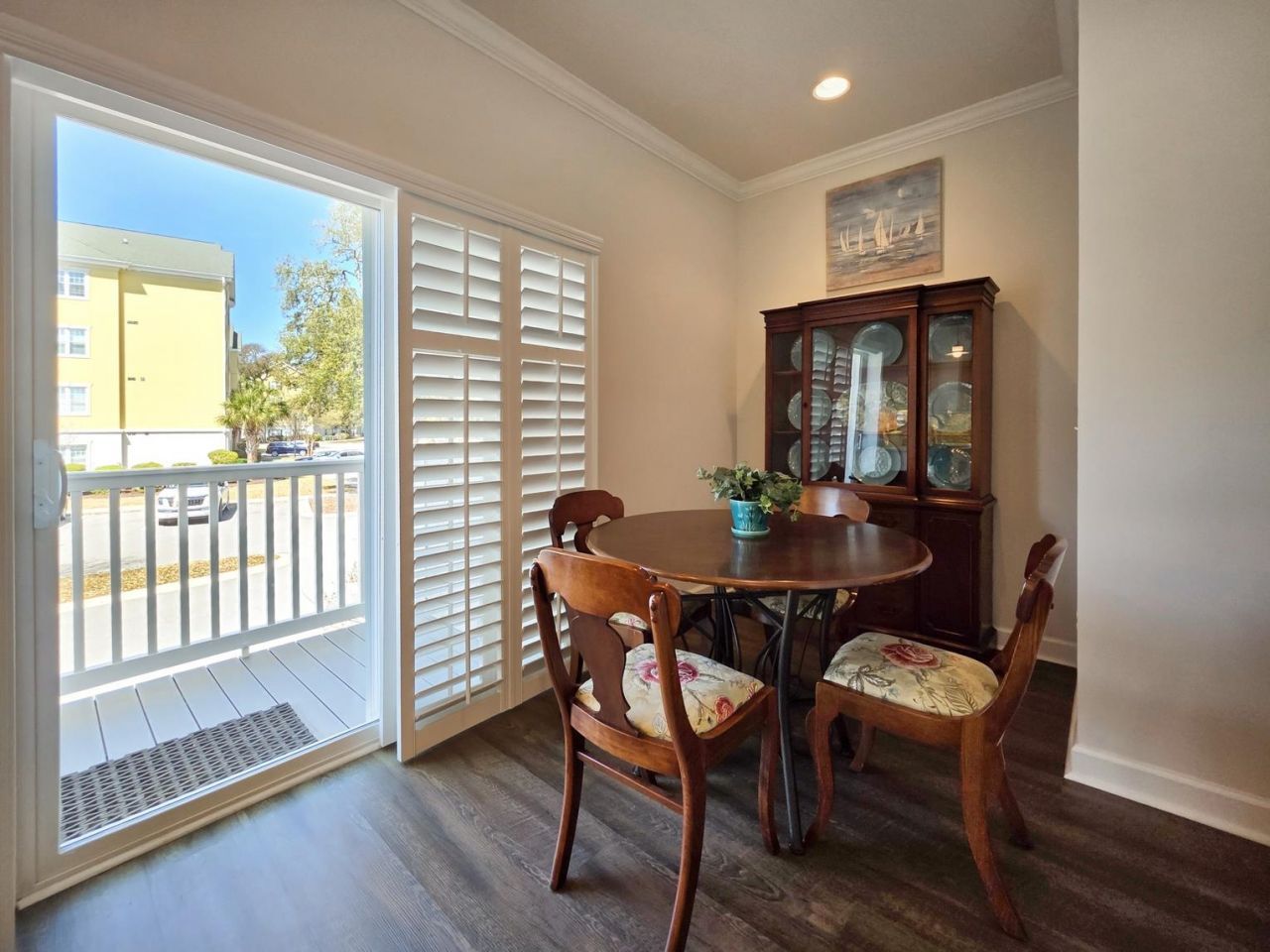 601 Hillside Dr. N Photo 14