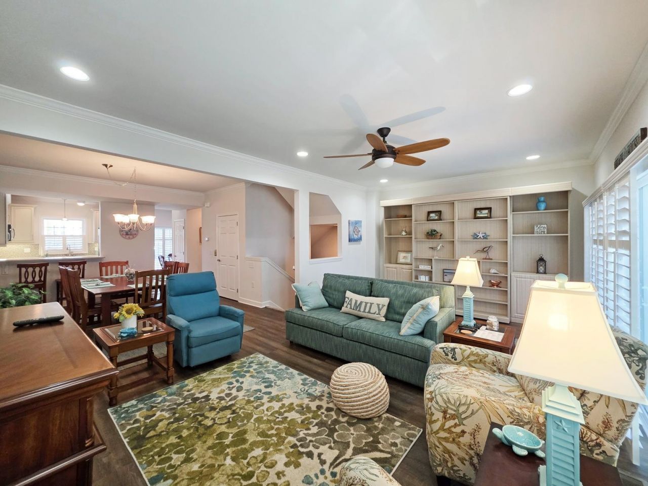 601 Hillside Dr. N Photo 35