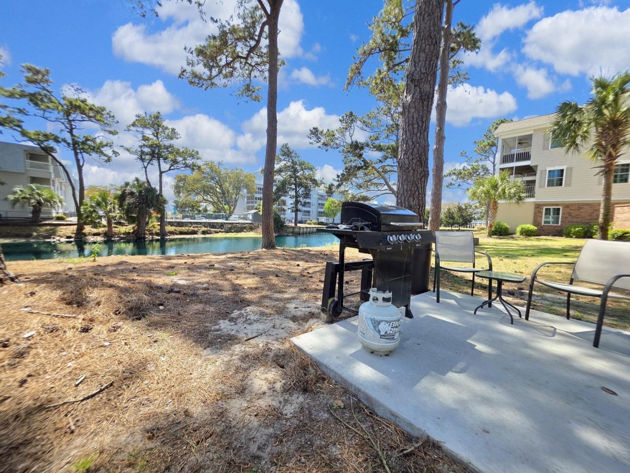 601 Hillside Dr. N Photo 41