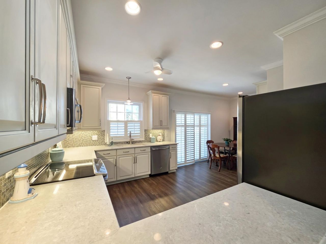 601 Hillside Dr. N Photo 7