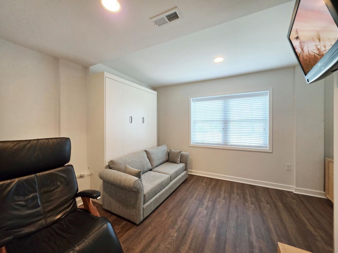 601 Hillside Dr. N Photo 75