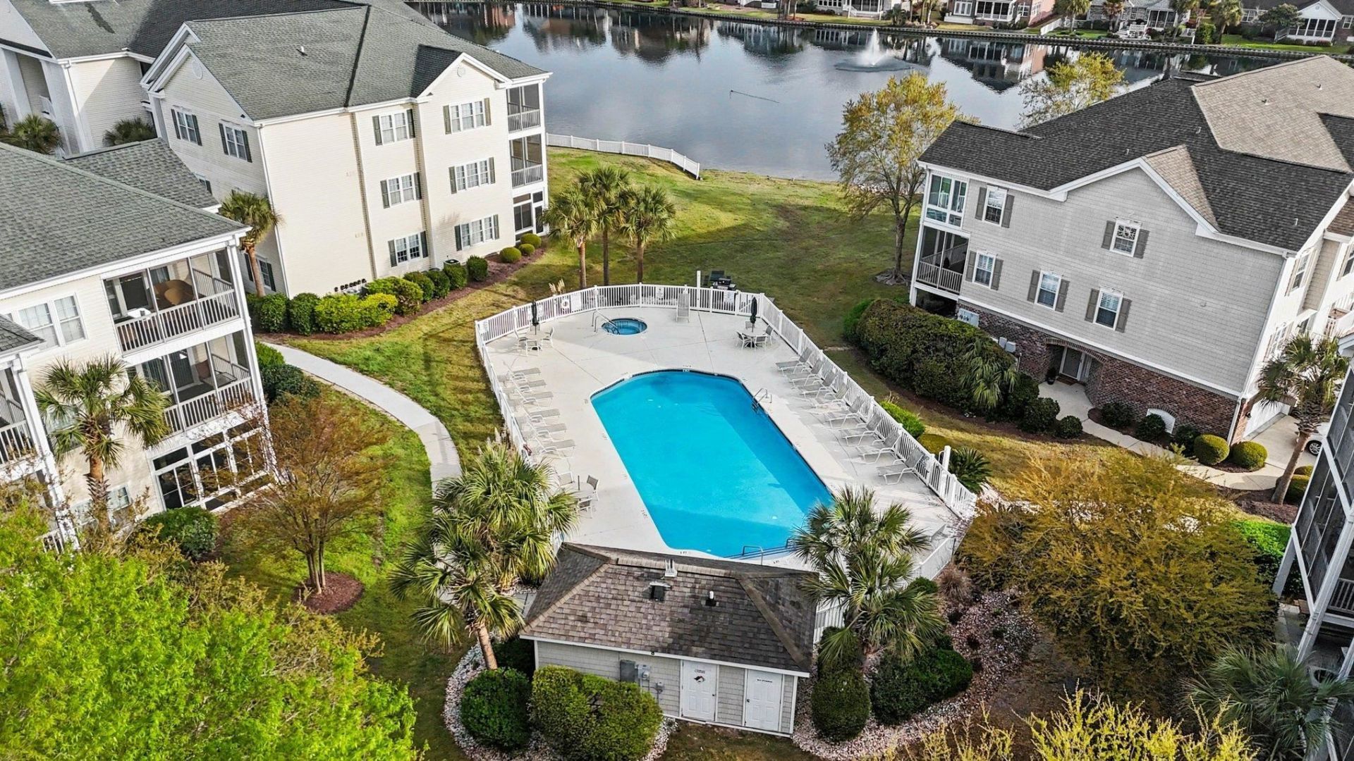 601 Hillside Dr. N Photo 84