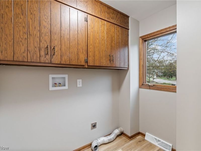 9466 Beryl Street NW, Massillon, OH 44646 Photo 16