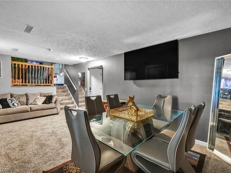 412 Stevenson Avenue, Akron, OH 44312 Photo 11