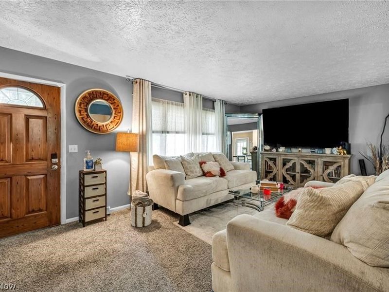 412 Stevenson Avenue, Akron, OH 44312 Photo 5