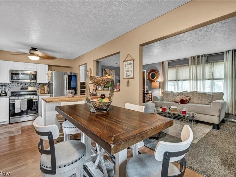 412 Stevenson Avenue, Akron, OH 44312 Photo 9