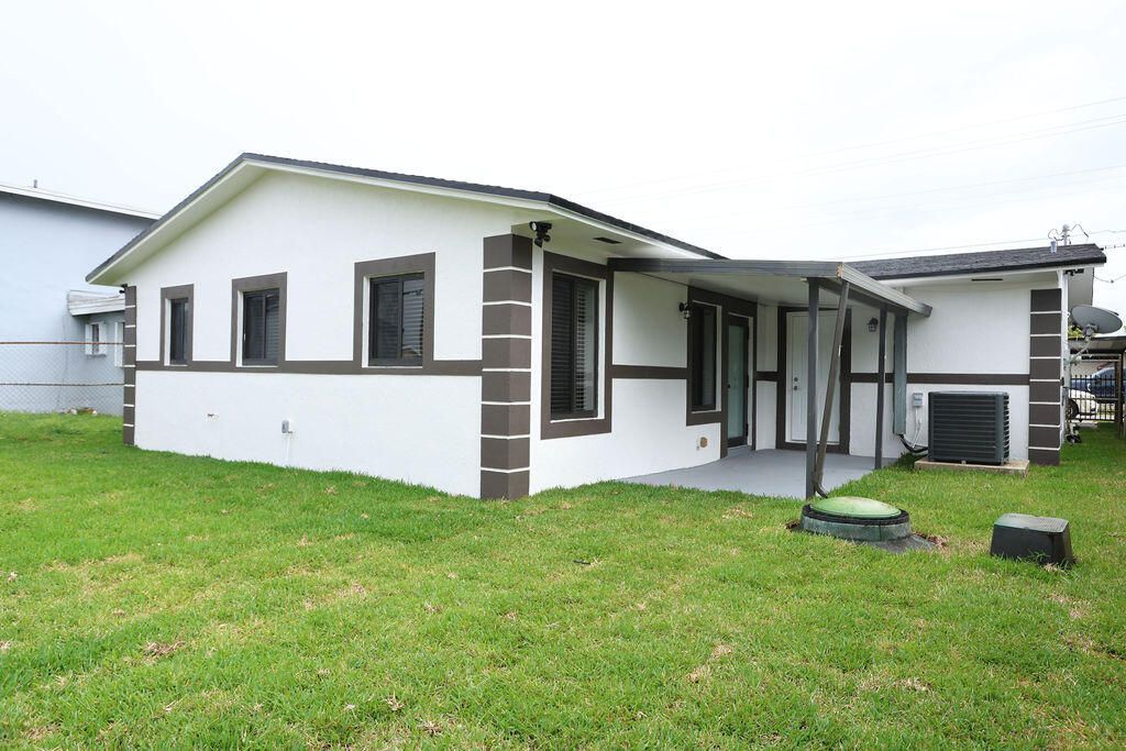 1781 NW 154th Street, Miami Gardens, FL 33054 Photo