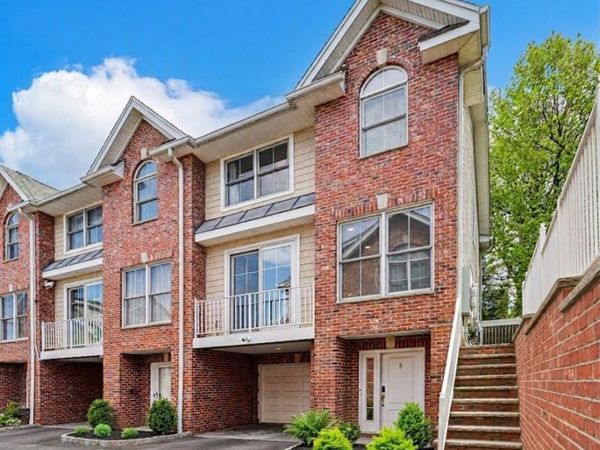 422 Hillside Avenue 5, Unit 5, PALISADES PARK, NJ 07650