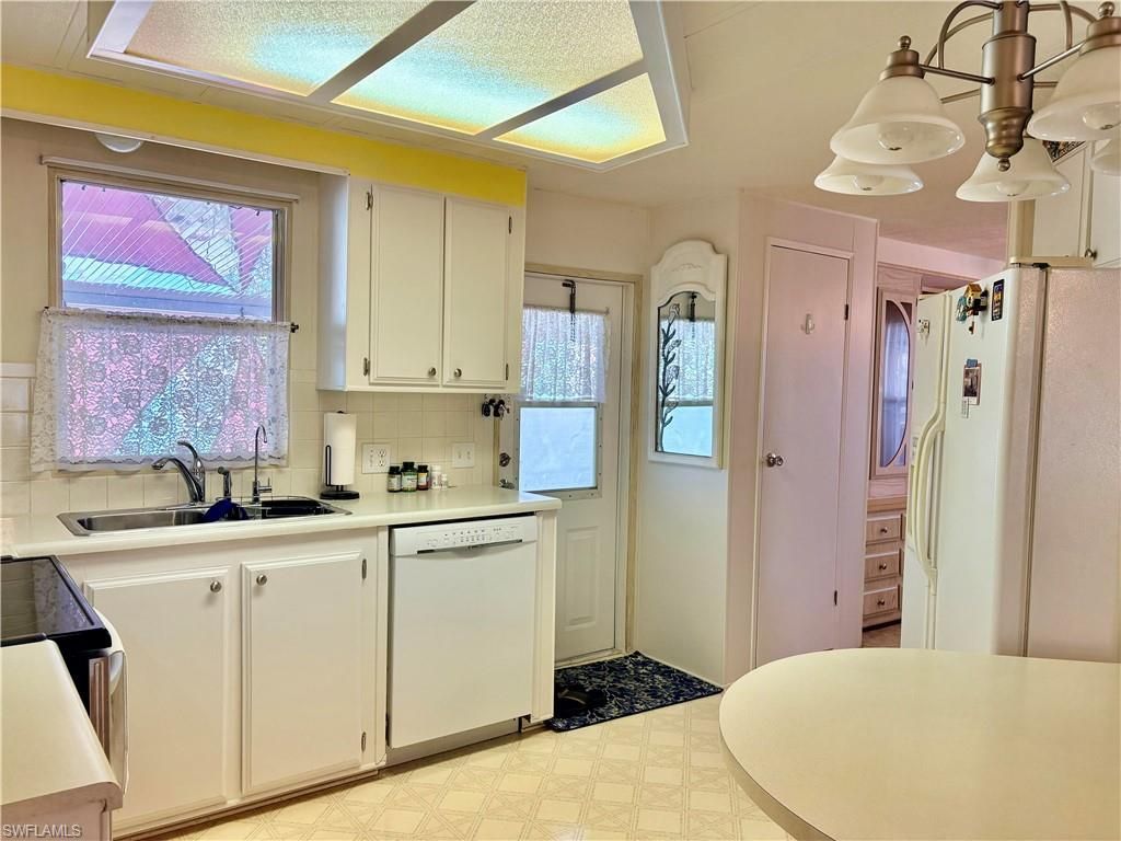 2787 Breezewood Dr , North Fort Myers, FL 33917 Photo