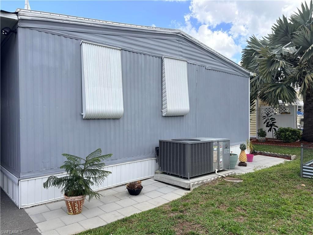 2787 Breezewood Dr , North Fort Myers, FL 33917 Photo