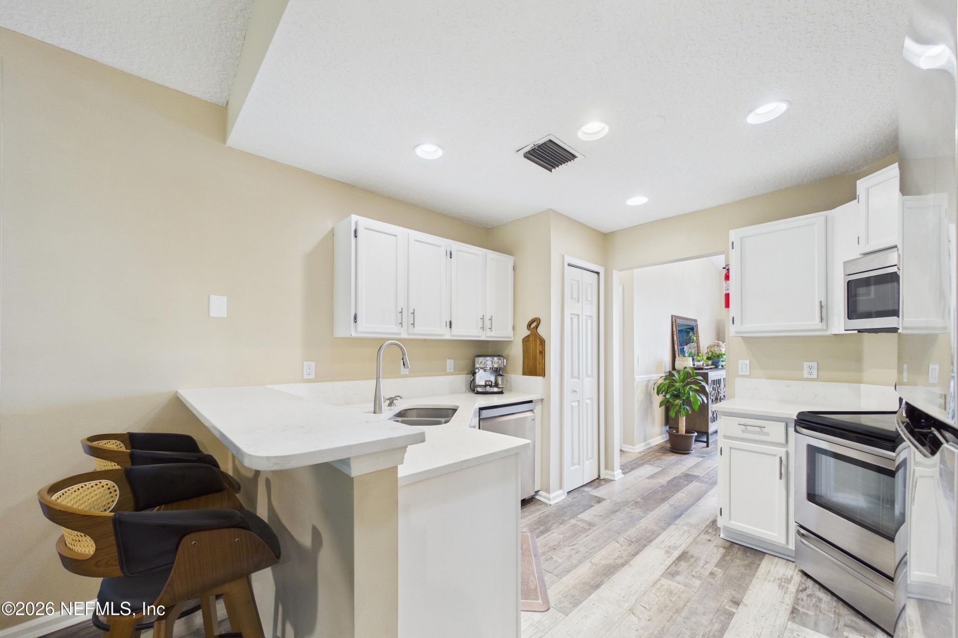 2487 Winged Elm Drive E, Jacksonville, FL 32246 Photo