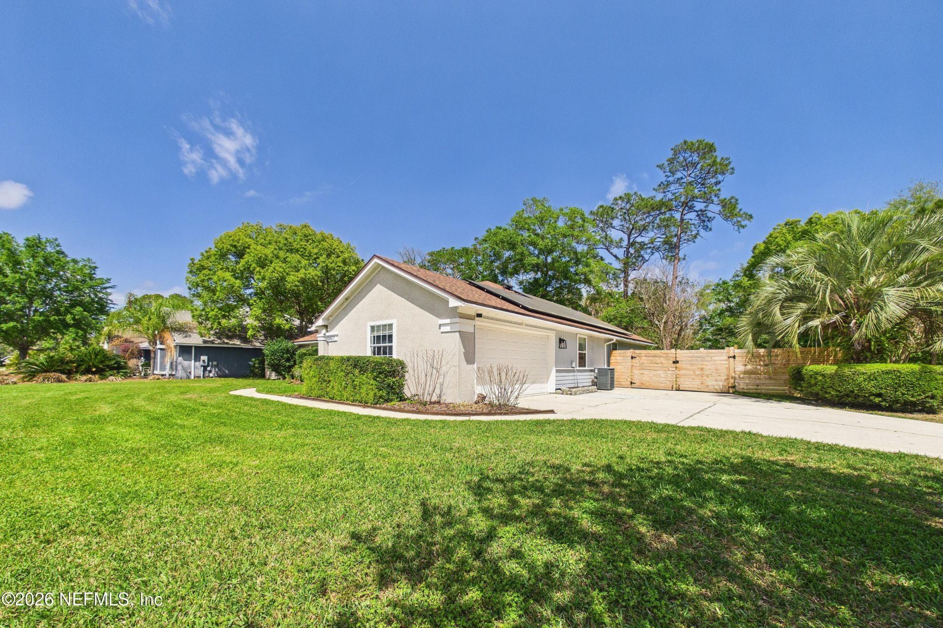 2487 Winged Elm Drive E, Jacksonville, FL 32246 Photo