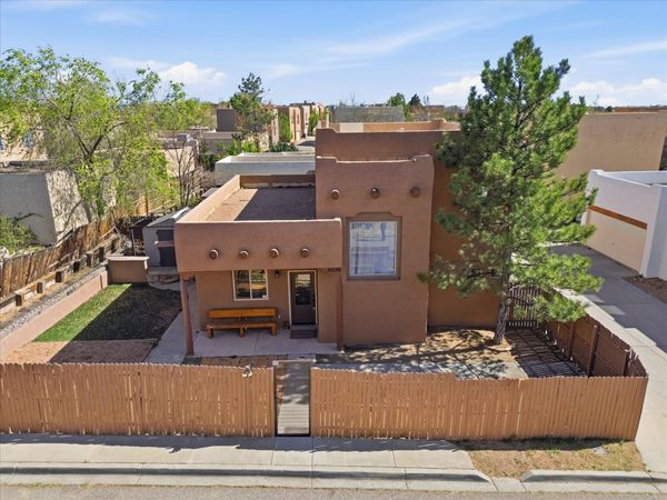 6036 Monte Verde Place , Santa Fe, NM 87507