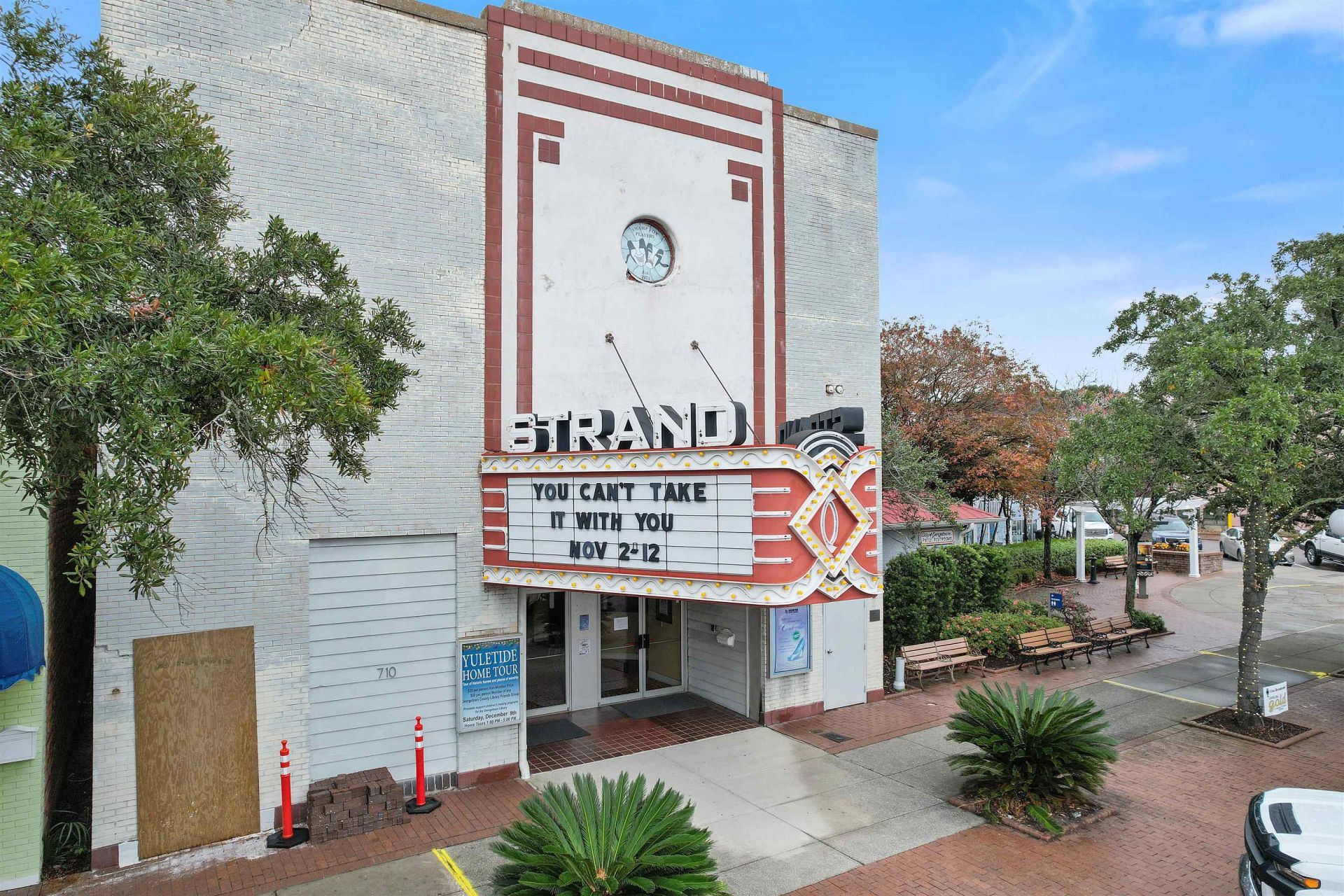 835 Indian Hut Rd. Photo 15