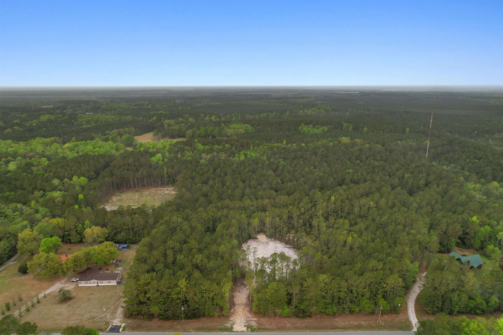 835 Indian Hut Rd. Photo 4