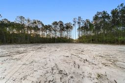 835 Indian Hut Rd. photo 4