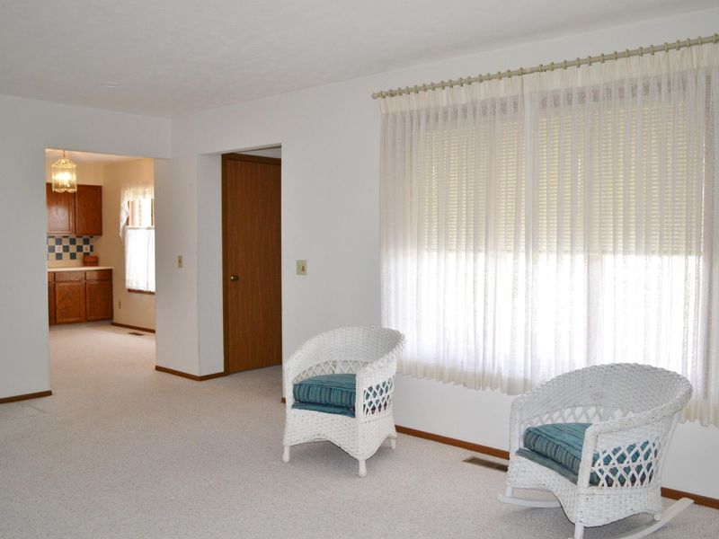 3052 E Brixton Drive, Springfield, OH 45503 Photo 10