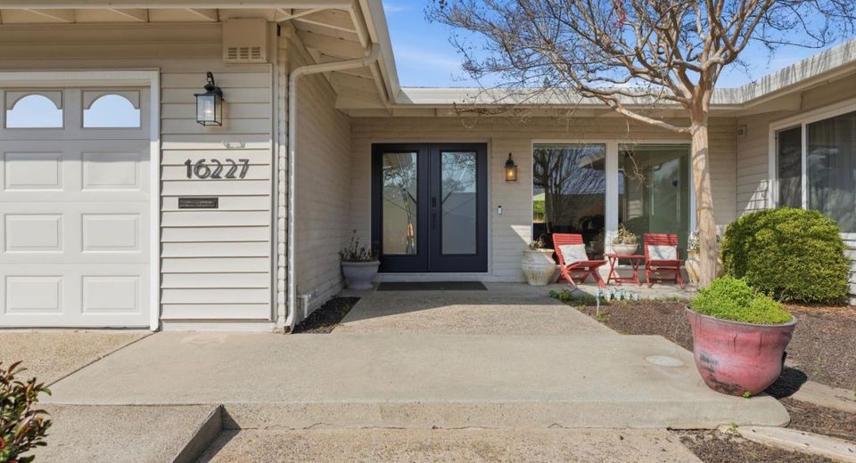 16227 Spring Creek Dr, Ripon, CA 95366 Photo