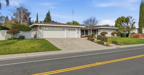 16227 Spring Creek Dr, Ripon, CA 95366 Photo