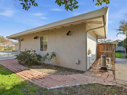 16227 Spring Creek Dr, Ripon, CA 95366 Photo