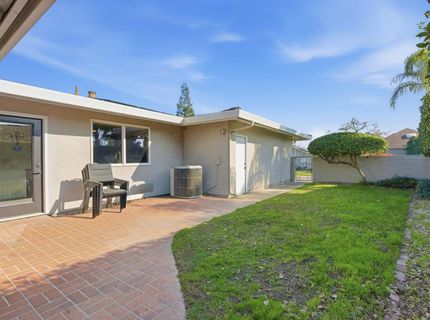 16227 Spring Creek Dr, Ripon, CA 95366 Photo