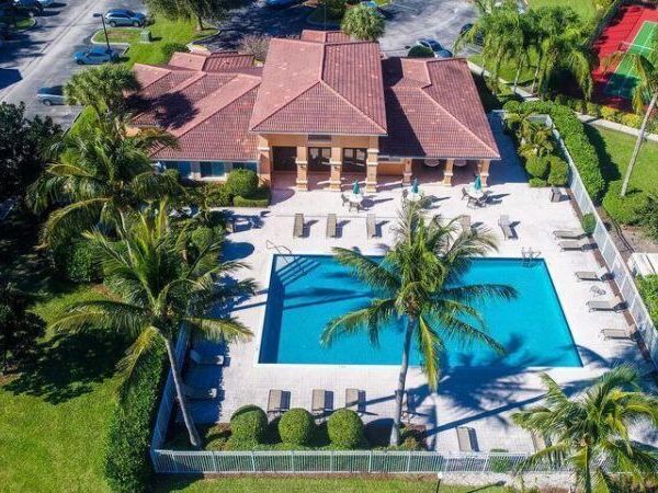 121 SW Palm Drive, Unit 104, Port St. Lucie, FL 34986