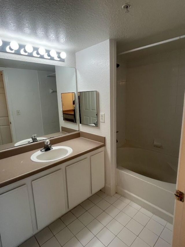 121 SW Palm Drive, Unit 104, Port Saint Lucie, FL 34986 Photo