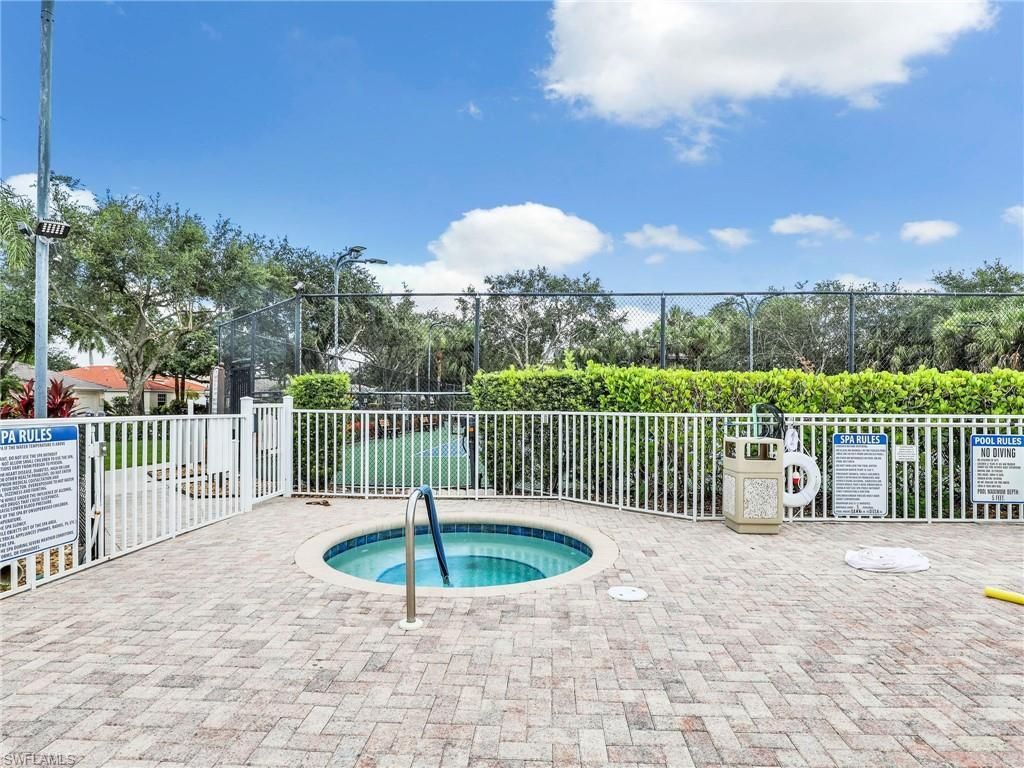1633 Morning Sun Ln, Unit E11, Naples, FL 34119 Photo