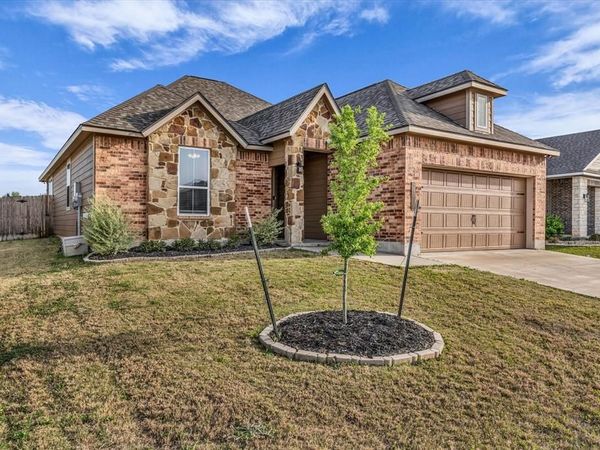 7008 Llano Drive, China Spring, TX 76633