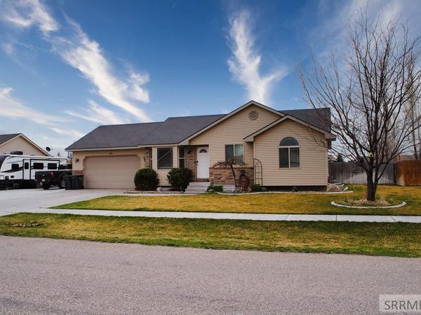 3600 Hyrum Drive, IDAHO FALLS, ID 83401