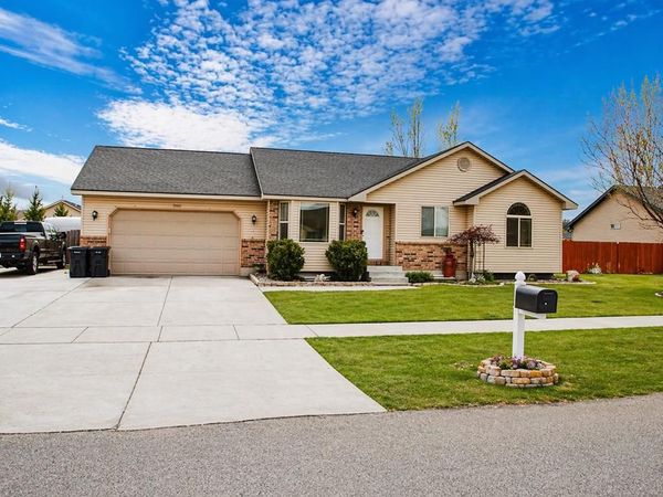 3600 Hyrum Drive, IDAHO FALLS, ID 83401