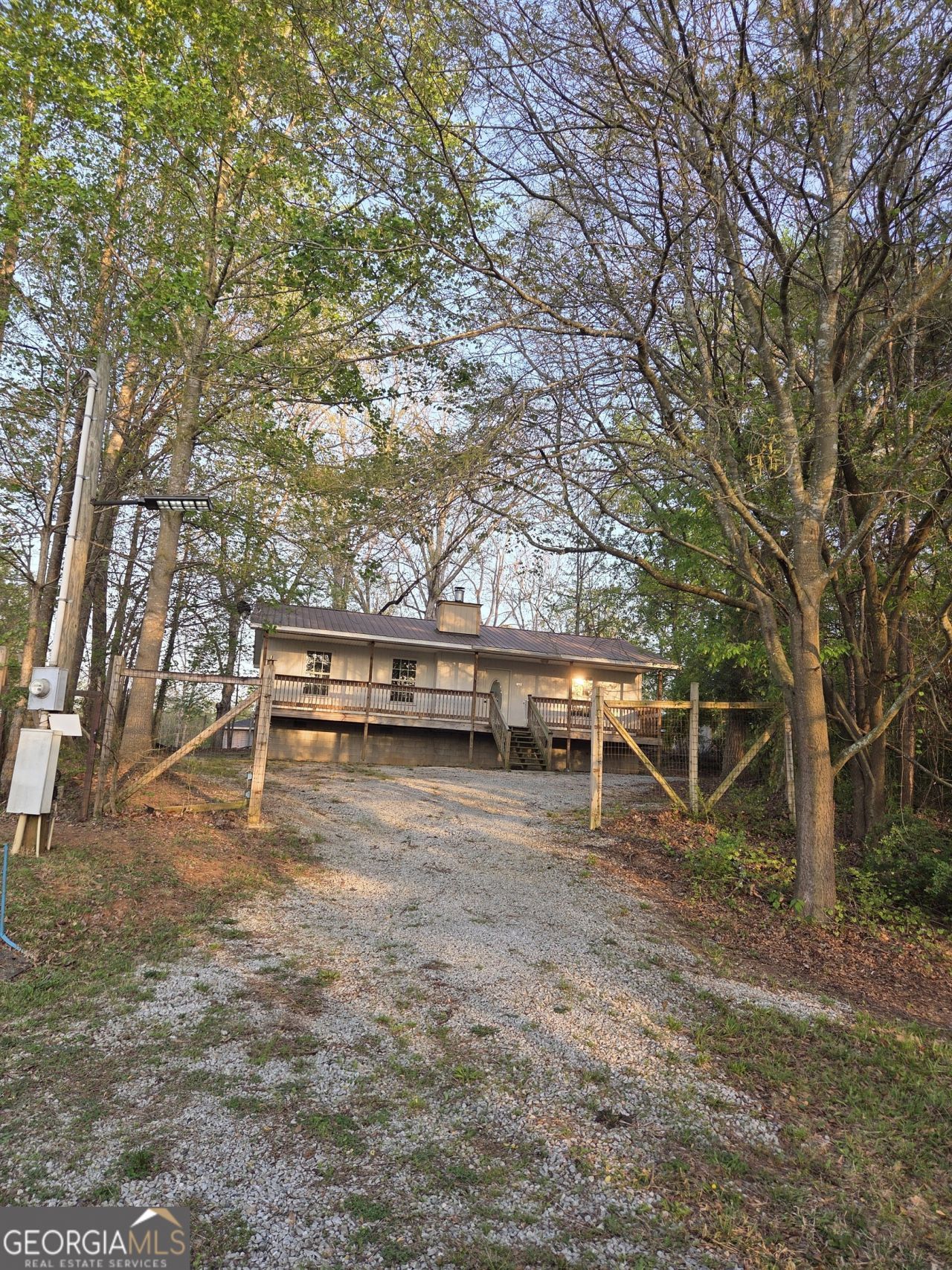 460 Gumlog Drive, Lavonia, GA 30553 Main Photo