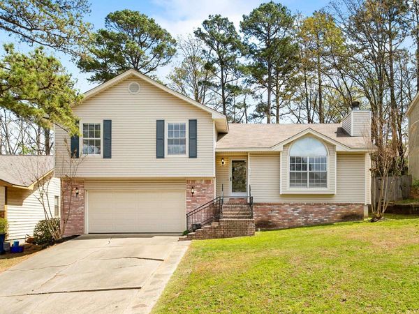 60 Vantage Drive, Maumelle, AR 72113
