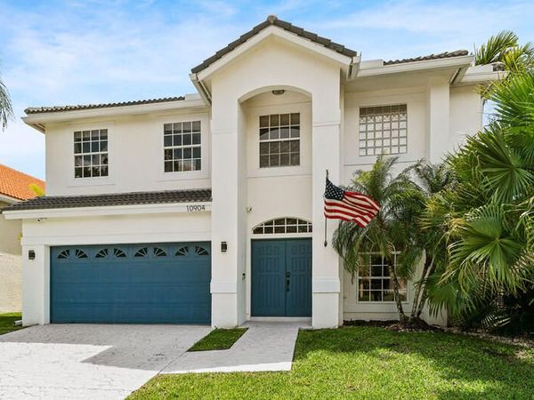 10904 La Salinas Circle, Boca Raton, FL 33428
