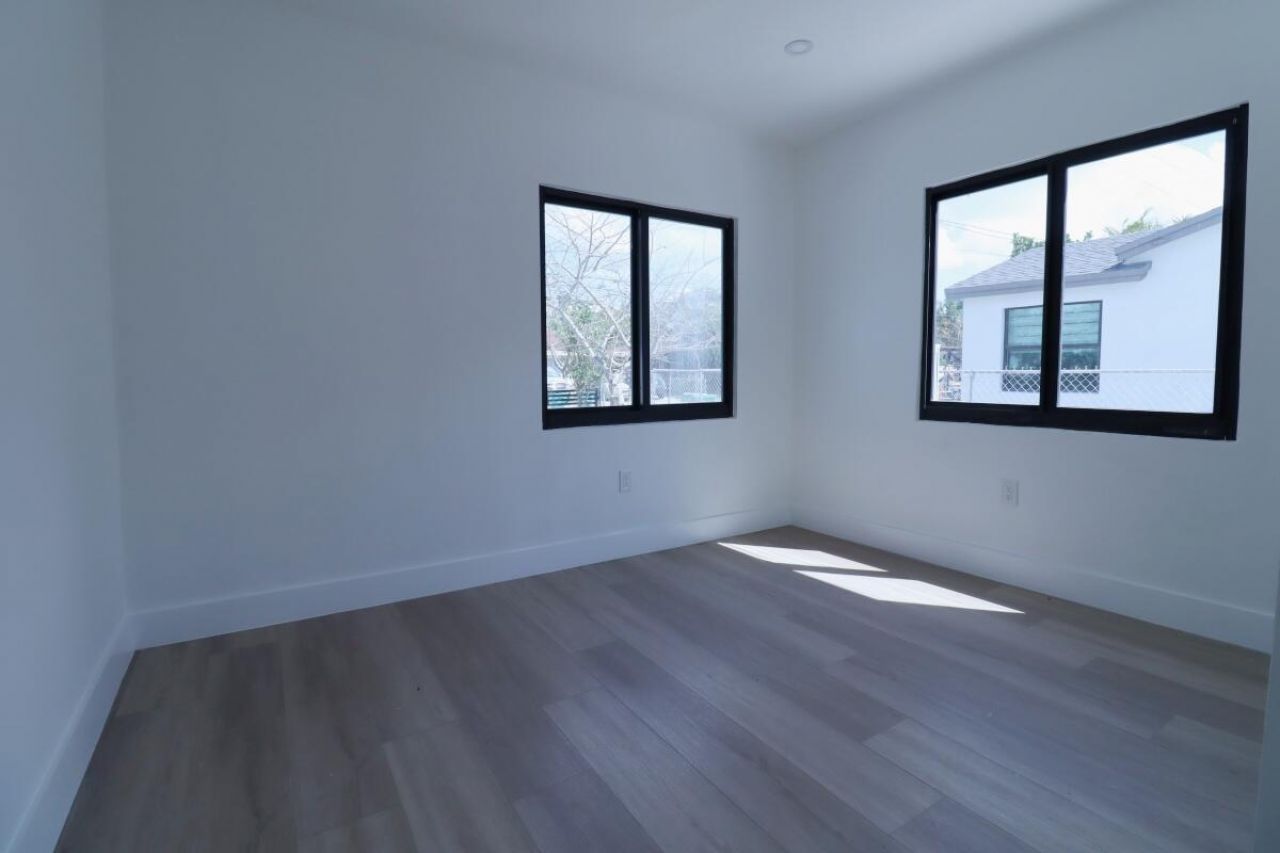 3040 NW 13th Avenue, Miami, FL 33142 Photo