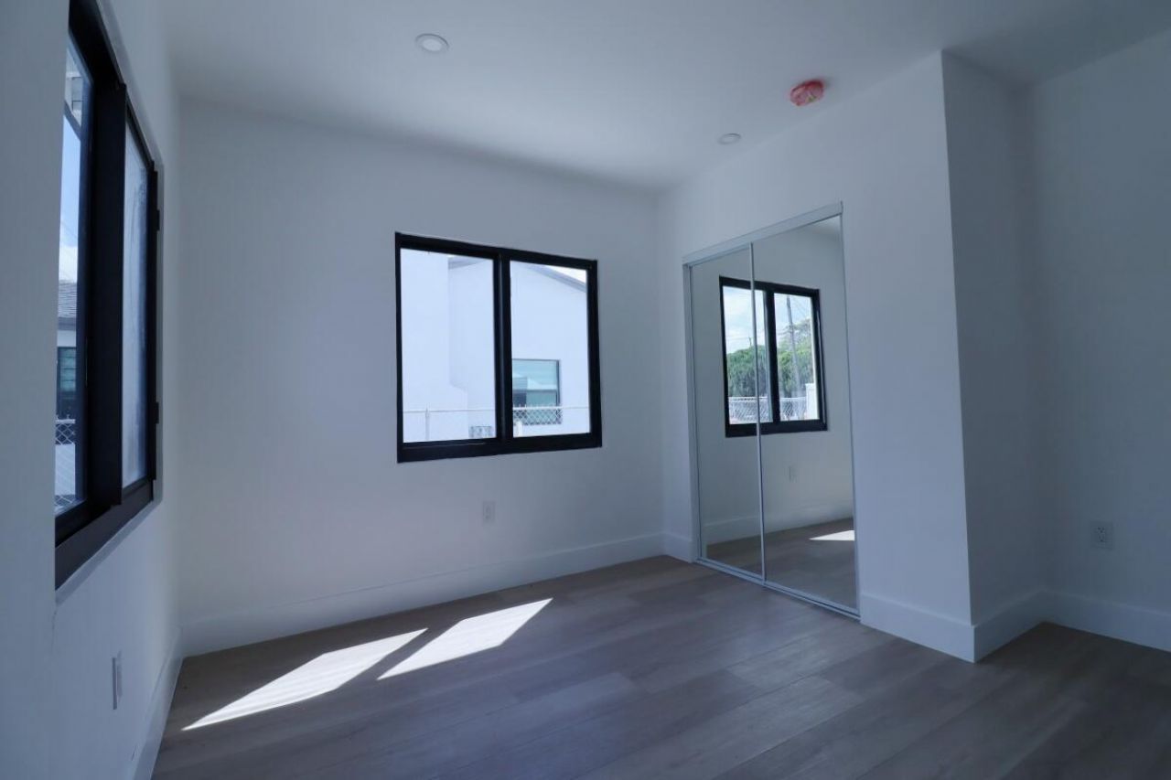 3040 NW 13th Avenue, Miami, FL 33142 Photo