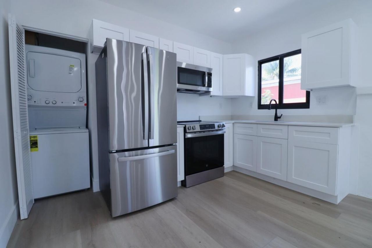 3040 NW 13th Avenue, Miami, FL 33142 Photo