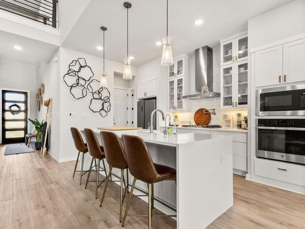 12600 Purple Prairie LN, Buda, TX 78610