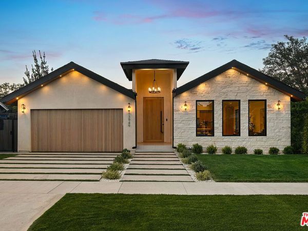 13949 Cumpston Street, Sherman Oaks, CA 91401