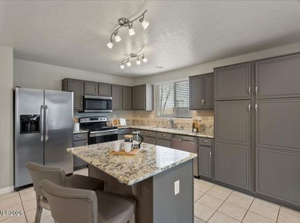 7740 Lobo Court, Sparks, NV 89436 Photo