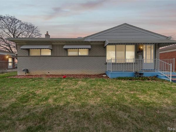 30955 Iroquois Drive, Warren, MI 48088