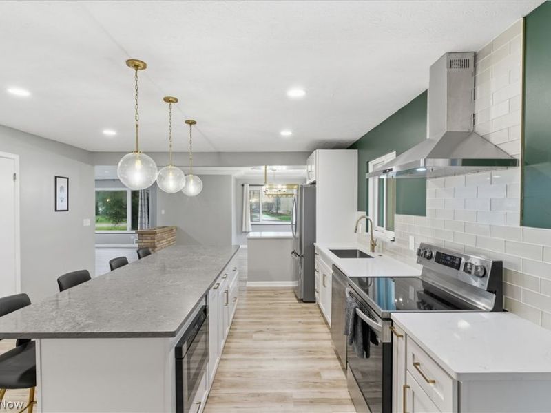 11526 Lake Avenue , Cleveland, OH 44102 Photo 11