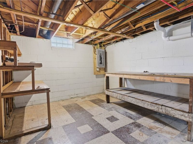 11526 Lake Avenue , Cleveland, OH 44102 Photo 36